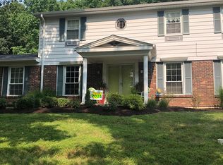 10809 Forest Path Dr, Saint Louis, MO