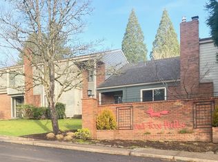 1120 Boca Ratan Dr, Lake Oswego, OR