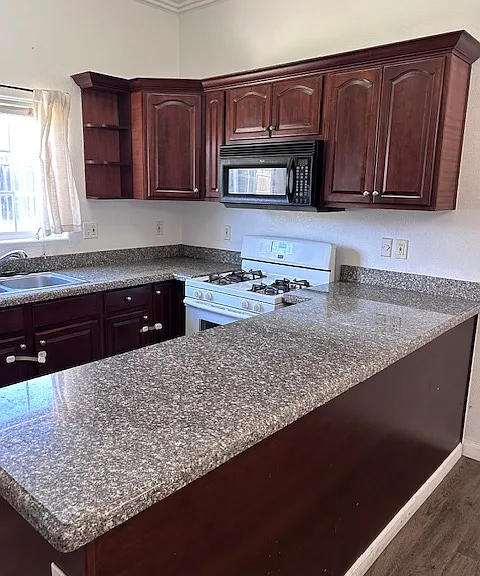 320 Murano Ct — Photo 3
