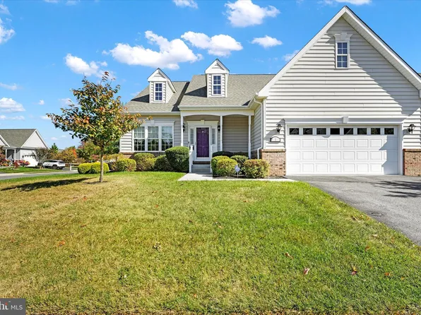 1 Devalinder Dr, Newark, DE 19702