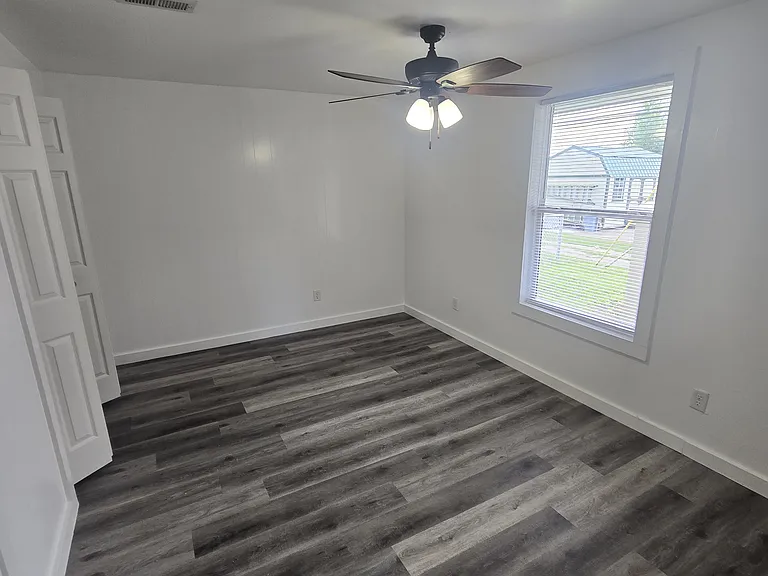 1257 Congress St — Photo 6
