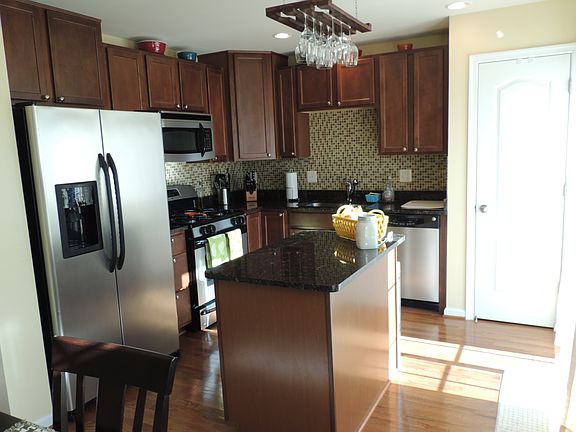 2nd image of 3027 Chinkapin Oak Ln #335