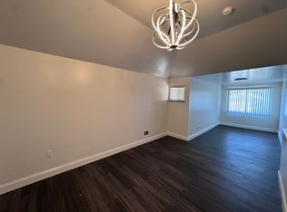 175 Skyline Dr, Staten Island, NY 10304