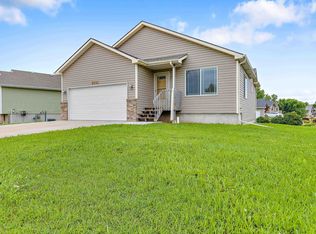 5001 Williams St, Rapid City, SD 57703