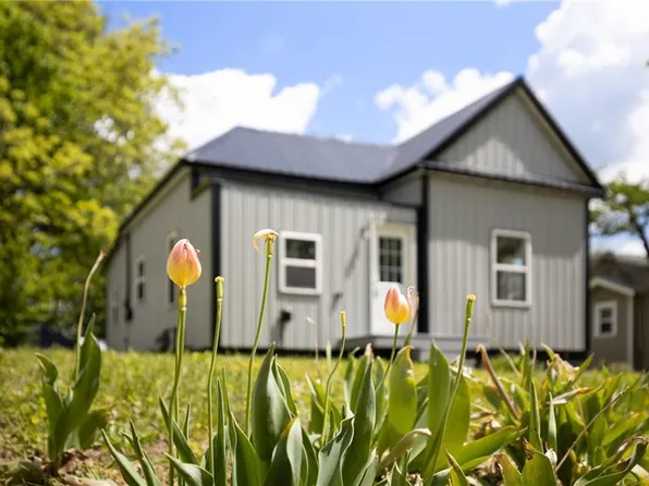 325 E Lake St, Marceline, MO 64658