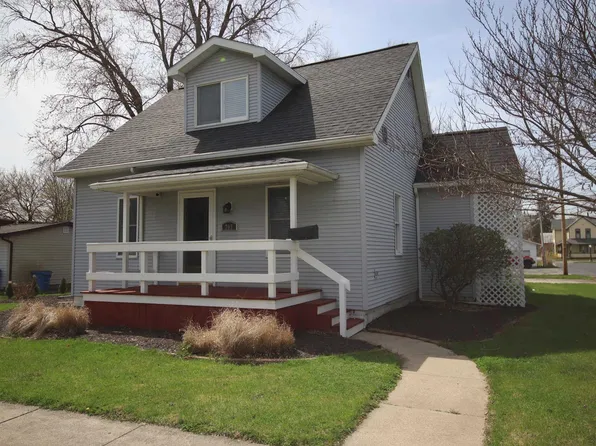 205 N Calhoun St, South Whitley, IN 46787