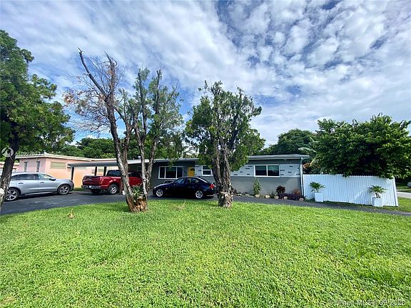 3rd image of 1451 NE 202nd St