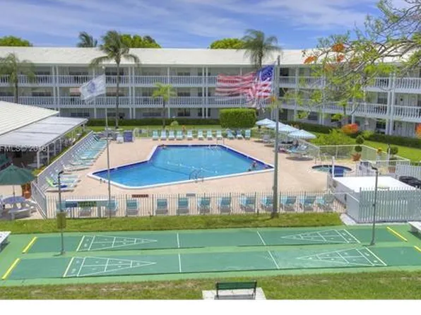 5200 NE 24th Ter #C-312, Fort Lauderdale, FL 33308