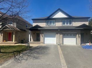 238 Tewsley Dr, Ottawa, ON K1V 0Y6