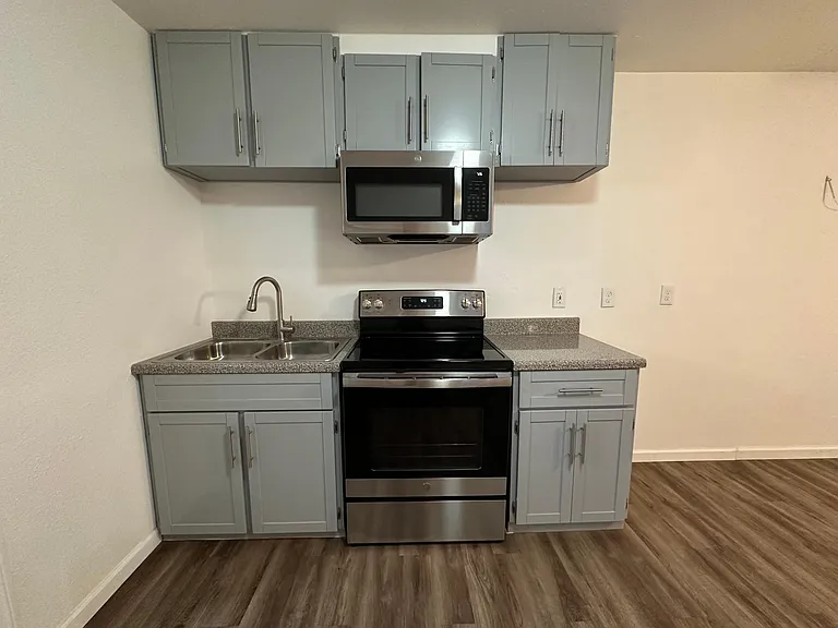 1259 Chestnut Ave #B — Photo 11