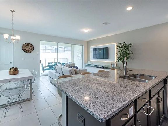 5th image of 1588 Carey Palm Cir