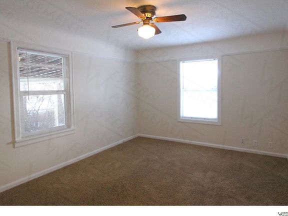 4th image of 440 Wyoming Ave