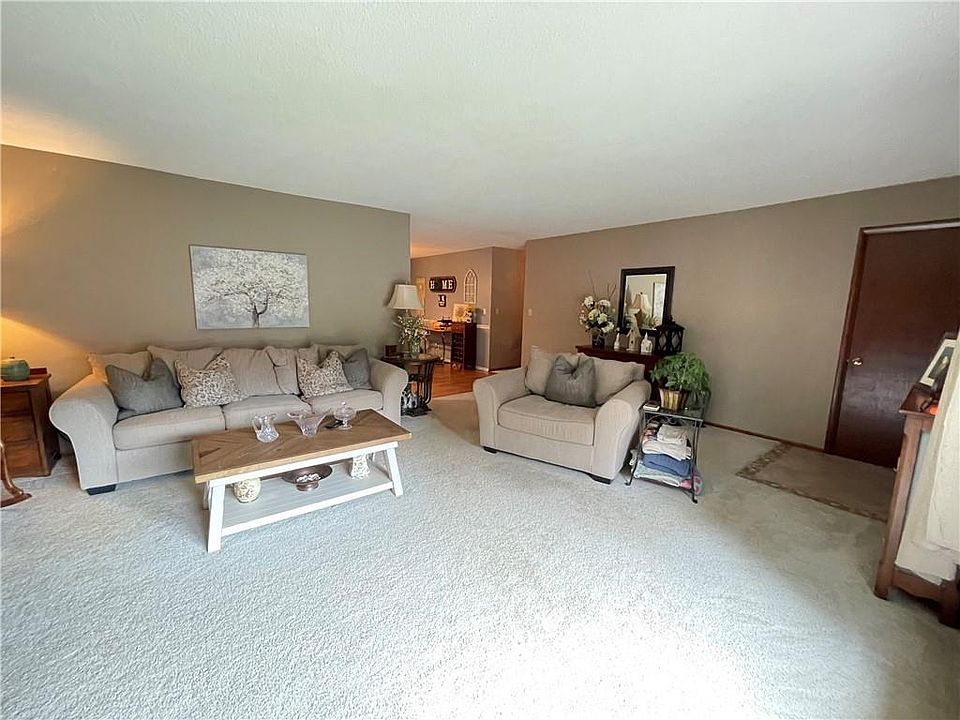 4725 Arrowhead Dr, Saint Joseph, MO 64506 Zillow