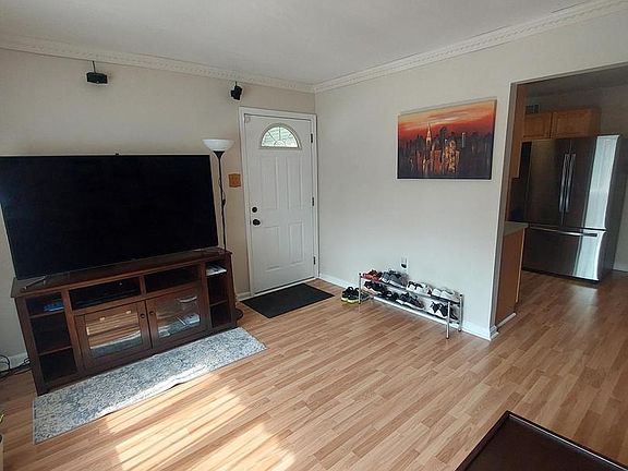 2nd image of 10960 Templeton Dr