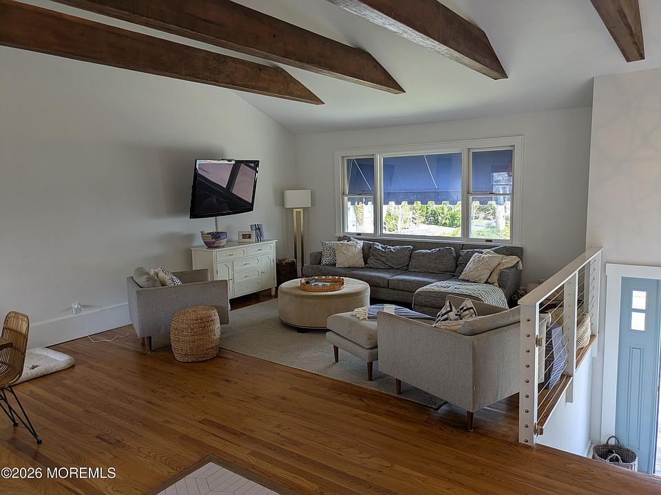 1st image of 2113 Edgewood Pl