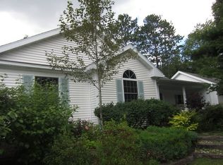 555 Bishop Woods Rd, Marquette, MI 49855