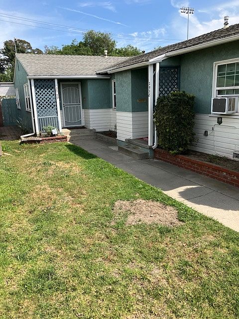 1st image of 2960 Pacific Ave