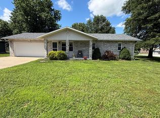 2205 W Auburn Street, Bolivar, MO 65613
