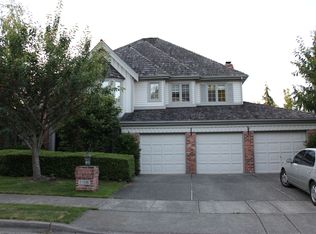 17576 SE 55th St, Bellevue, WA 98006