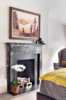 Sold by Compass | media 7