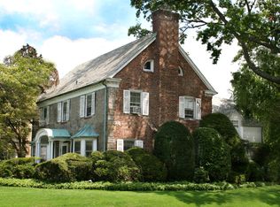 21530 28th Ave, Bayside, NY