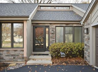 22W375 McCarron Rd, Glen Ellyn, IL 60137