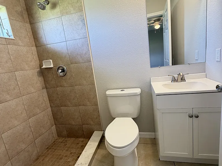 1815 Santa Barbara Blvd — Photo 11