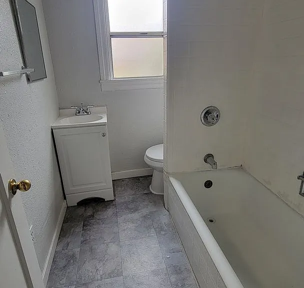 5800 Walnut St — Photo 7