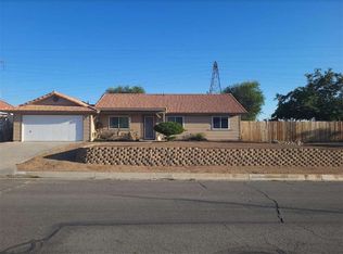 15688 Via Cartagena St, Hesperia, CA 92345