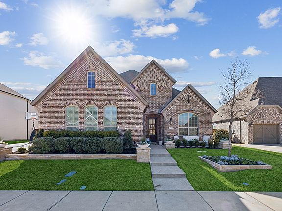 3rd image of 3771 Dewberry Ln