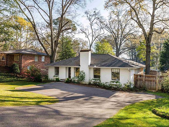 3rd image of 229 Beech Cir