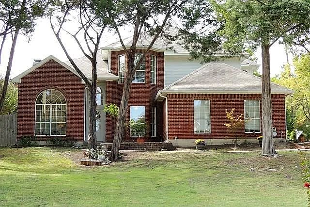 1st image of 721 Sleepy Hollow Dr