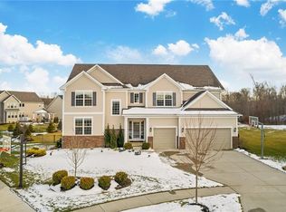 5235 Duxbury Dr, Akron, OH 44321