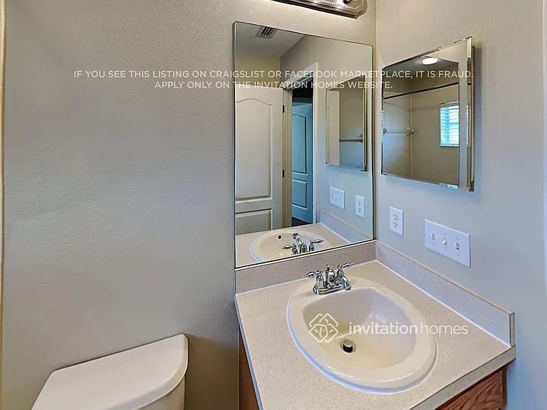 10311 Avelar Ridge Dr — Photo 16