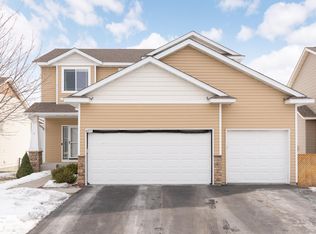 16257 Tahinka Ct NW, Prior Lake, MN 55372