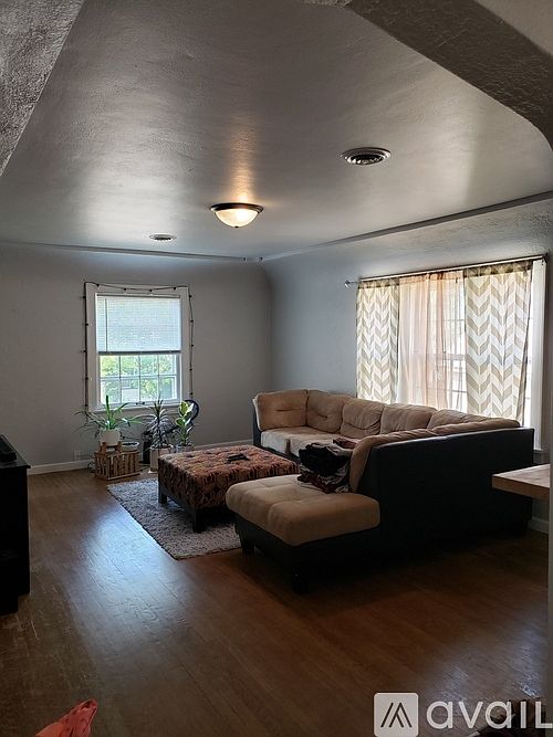 1st image of 327 22nd St S #327