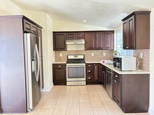 1309 Socorro Ave, Sunnyvale, CA 94089