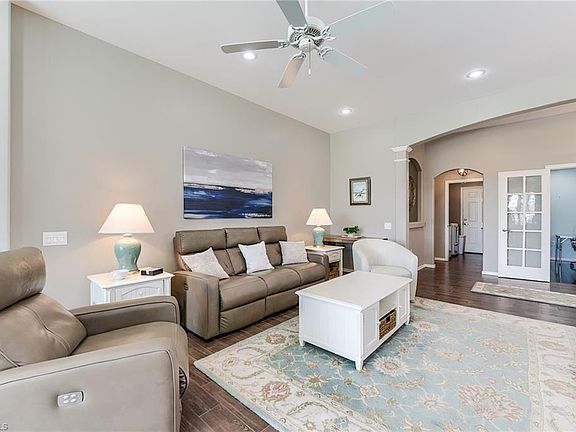 3rd image of 9053 Spring Run BLVD
