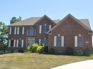 926 Cypress Pl, Tipp City, OH 45371