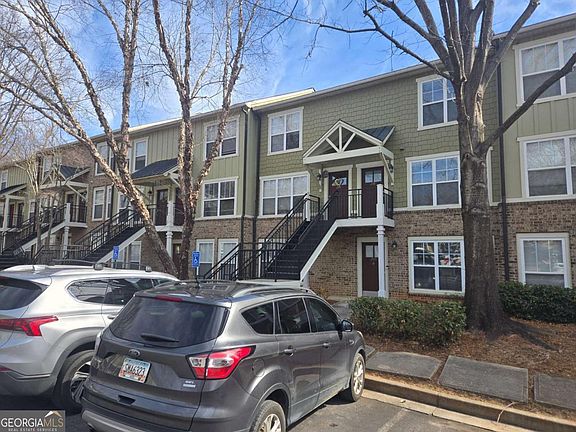 3rd image of 490 Barnett Shoals Rd APT 205