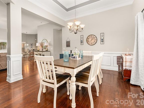 4th image of 12411 Pine Terrace Ct