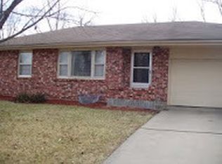 4025 SW 34th Ter, Topeka, KS 66614