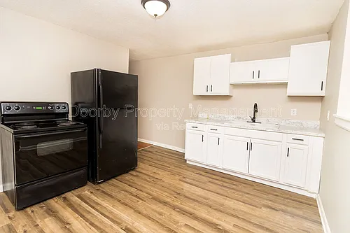 2215 Allin St #A Photo 1