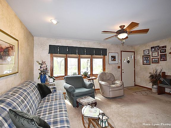 5th image of 6N385 Essex Ave