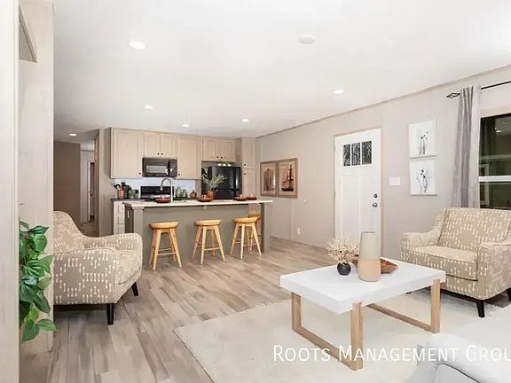 4th image of 3504 Vandora Dr #3504