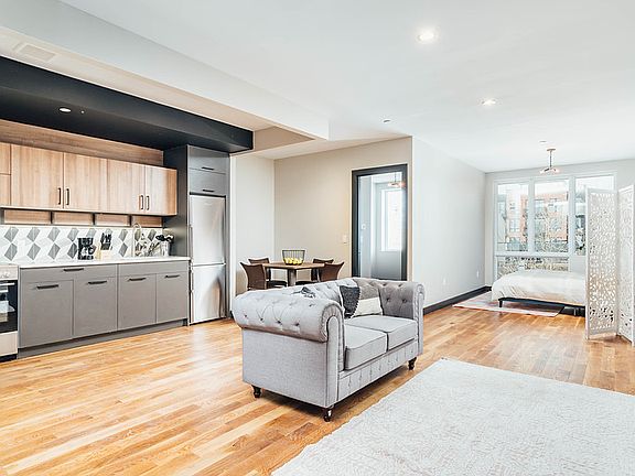 2nd image of 2825 Snyder Ave #3K