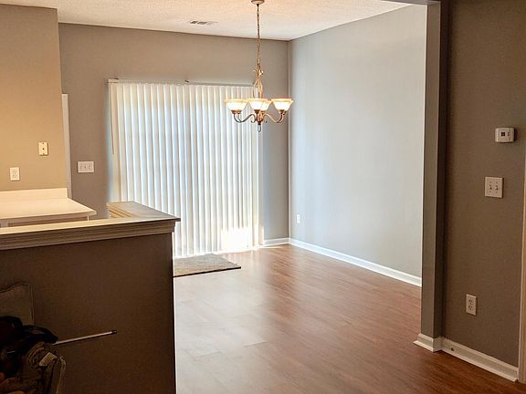 5th image of 2525 Heyoak Ct NE