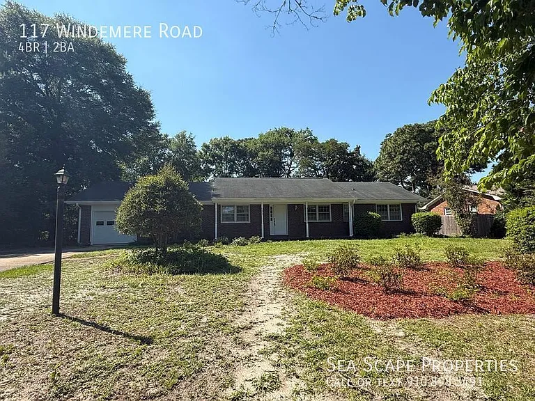 117 Windemere Rd — Photo 1
