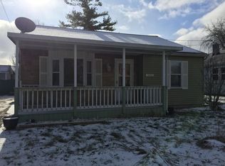 1386 Ready Ave, Burton, MI 48529