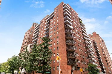 85 East End Avenue in Yorkville